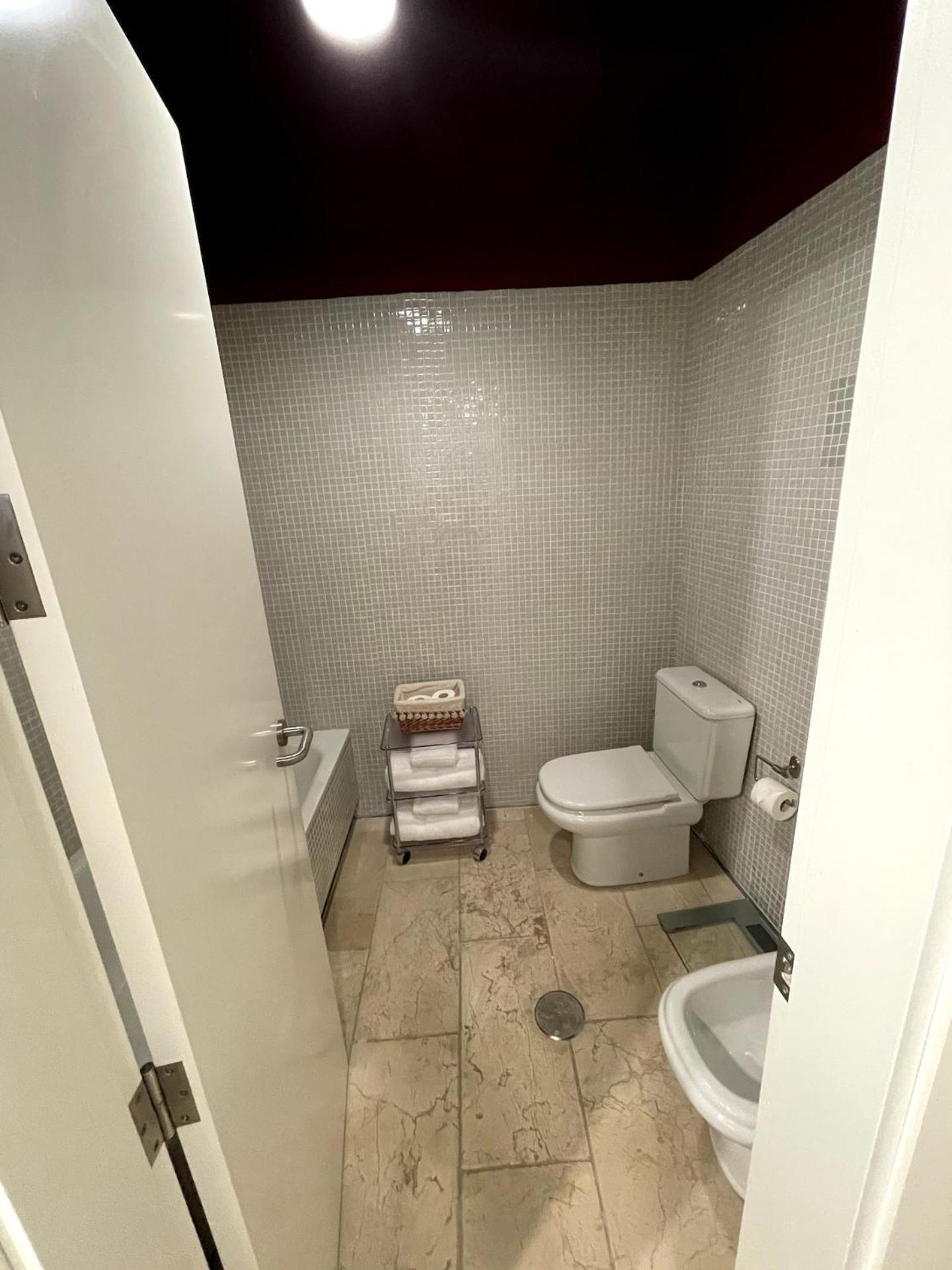 Komodo Sierpes: Bright & Classy Central Apartment Seville Luaran gambar